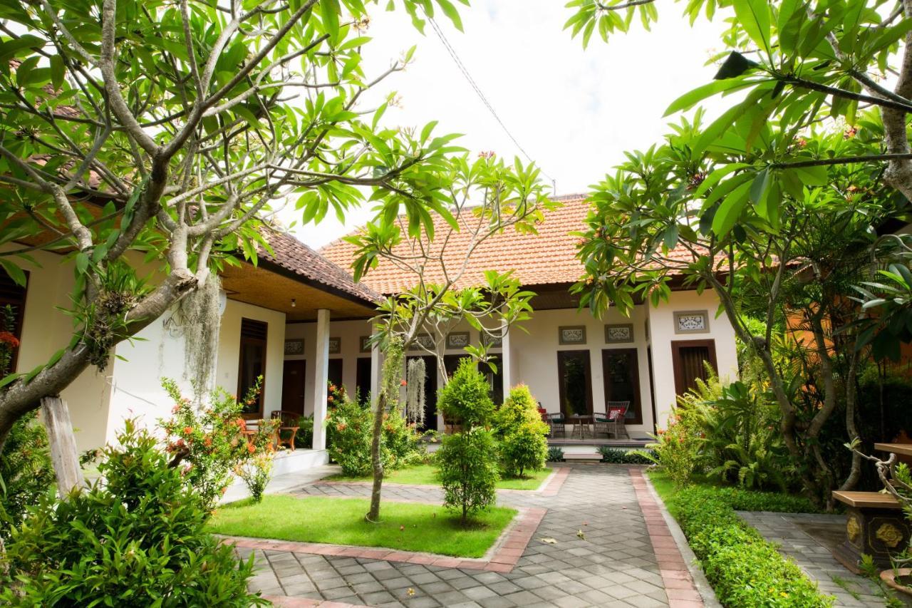 Manda Homestay ซานูร์ ภายนอก รูปภาพ