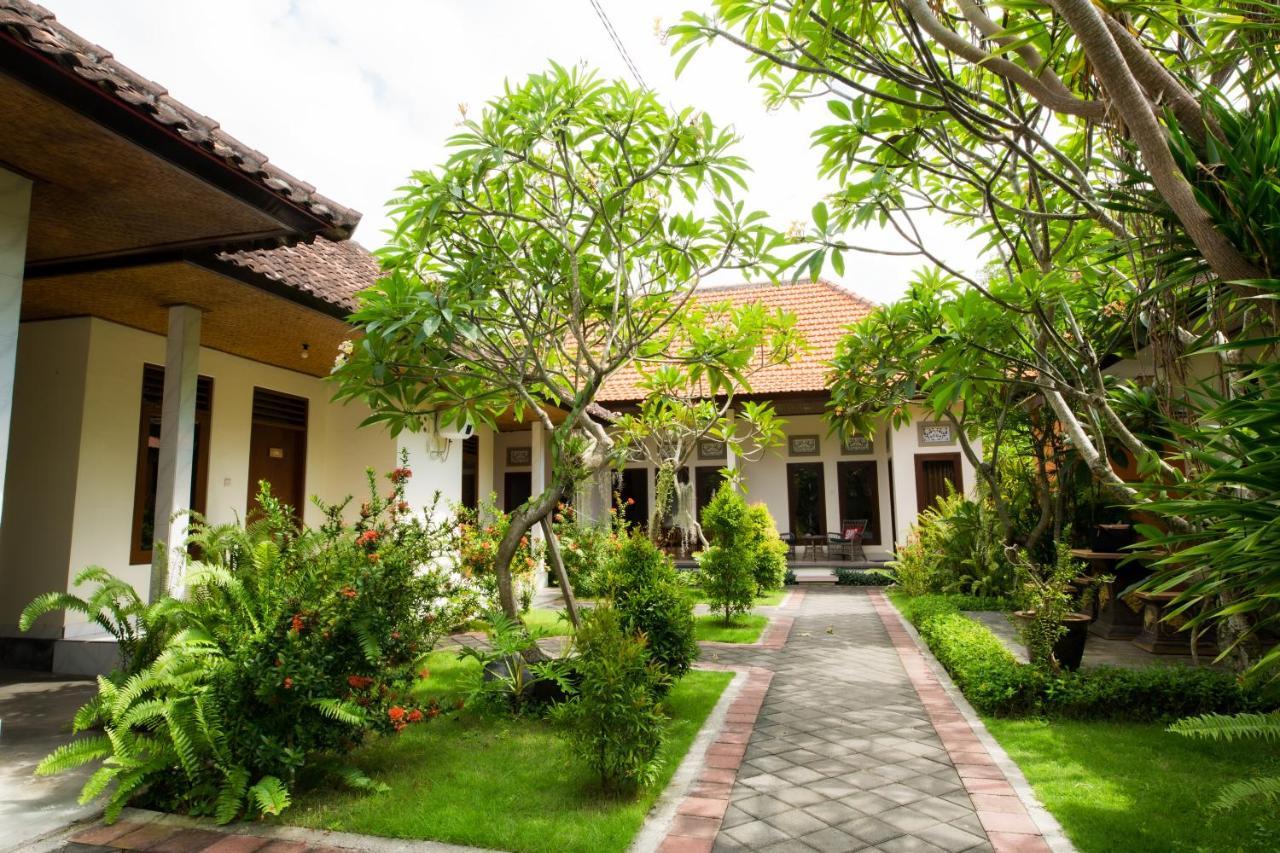 Manda Homestay ซานูร์ ภายนอก รูปภาพ